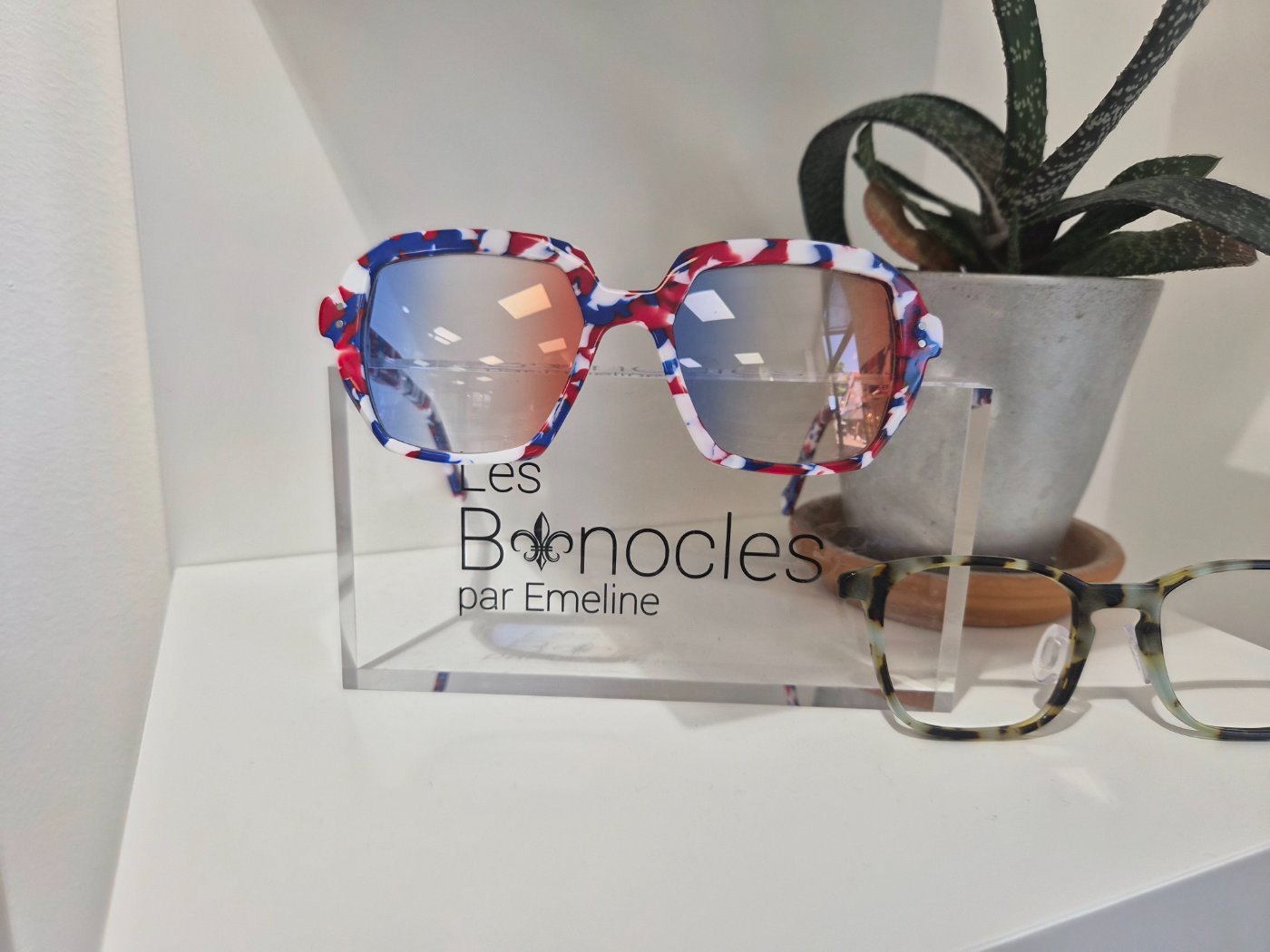 verres dégressifs montures acétate montures sur mesure lunettes Origine France Garantie Tinqueux
